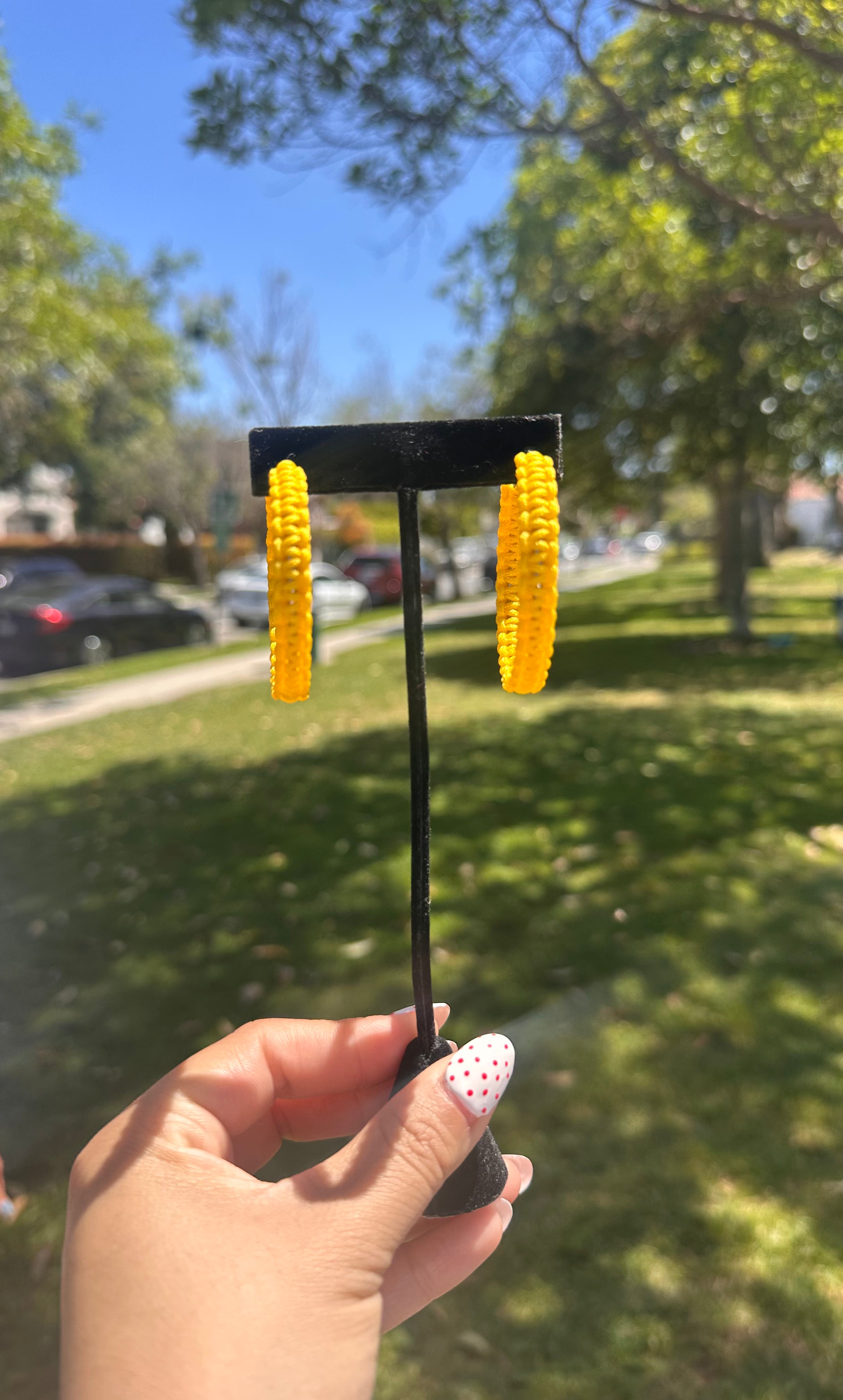 Nudo Plano Amarillo