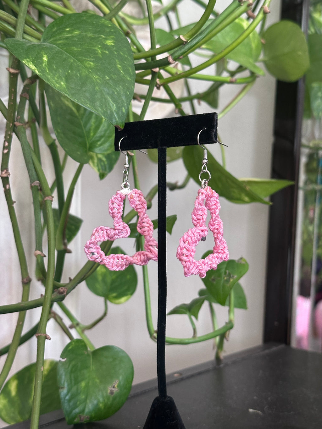 Baby Pink Corazon Hoops